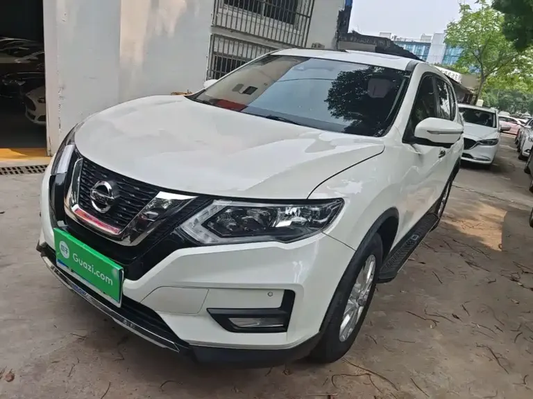 Nissan X-Trail 2.0 L CVT 2 WD XL ITS Connected Comfort