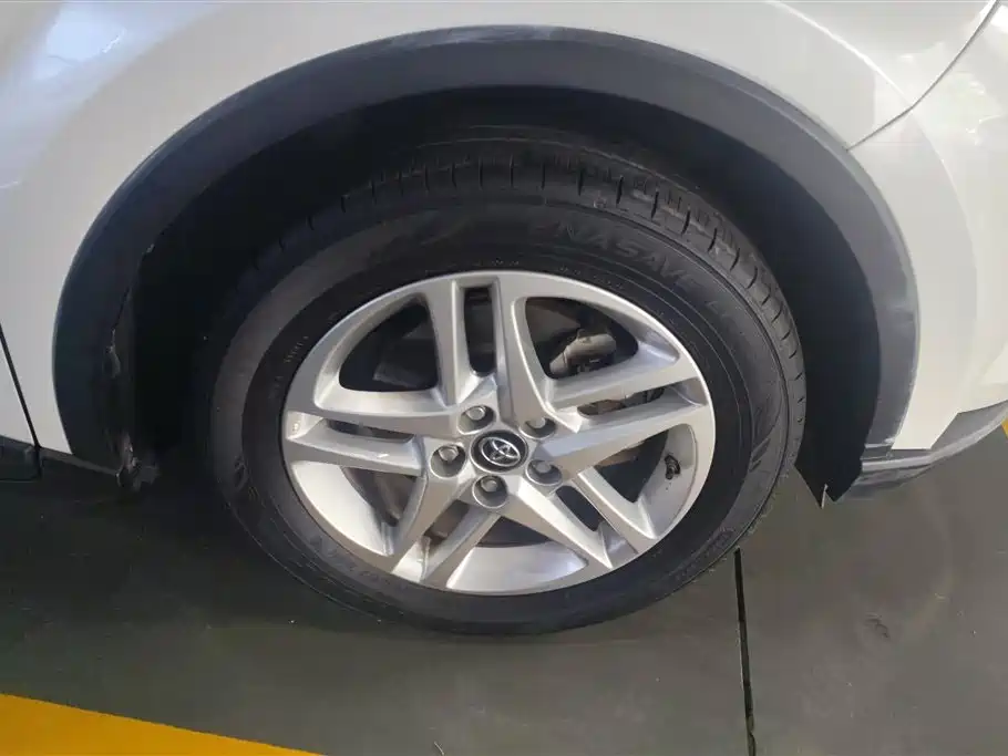 Toyota C-HR 2.0 L Comfort