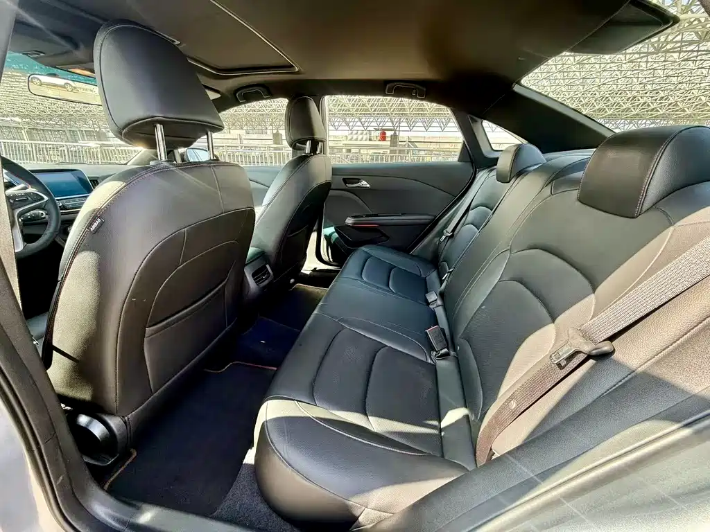 Monza Mild Hybrid RS 330 T Auto Smooth