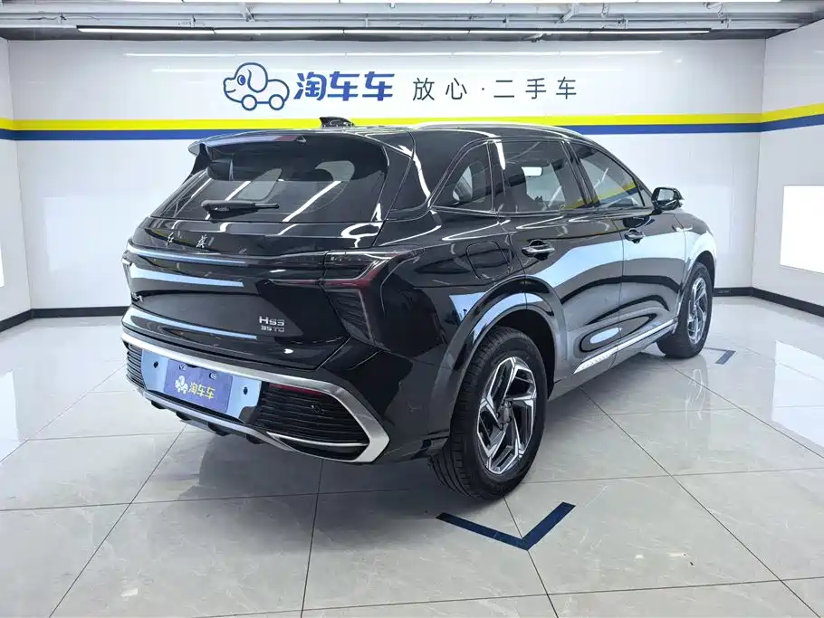 Hongqi HS3 1.5 T 2 WD Good Deed