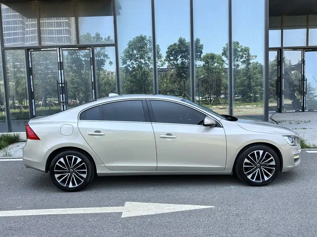 Volvo S60 S60 L T4 Smart Vision Progressive
