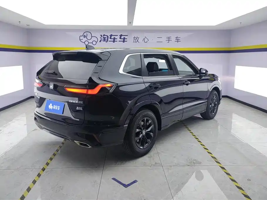 Breeze 240 TURBO 2 WD Luxury 5-seat
