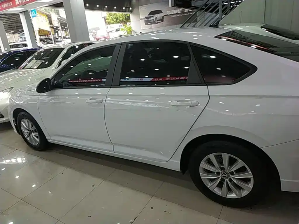 Lavida Facelift 1.5 L Auto Comfort