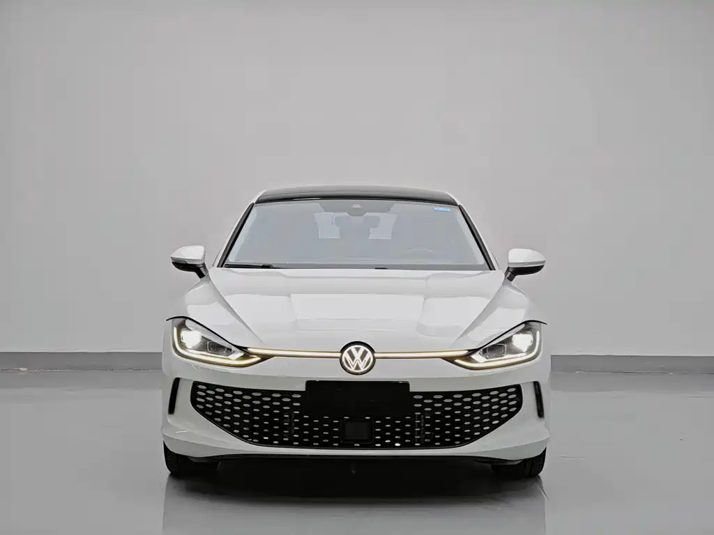Lamando Lamando L 280 TSI DSG Spicy Cool