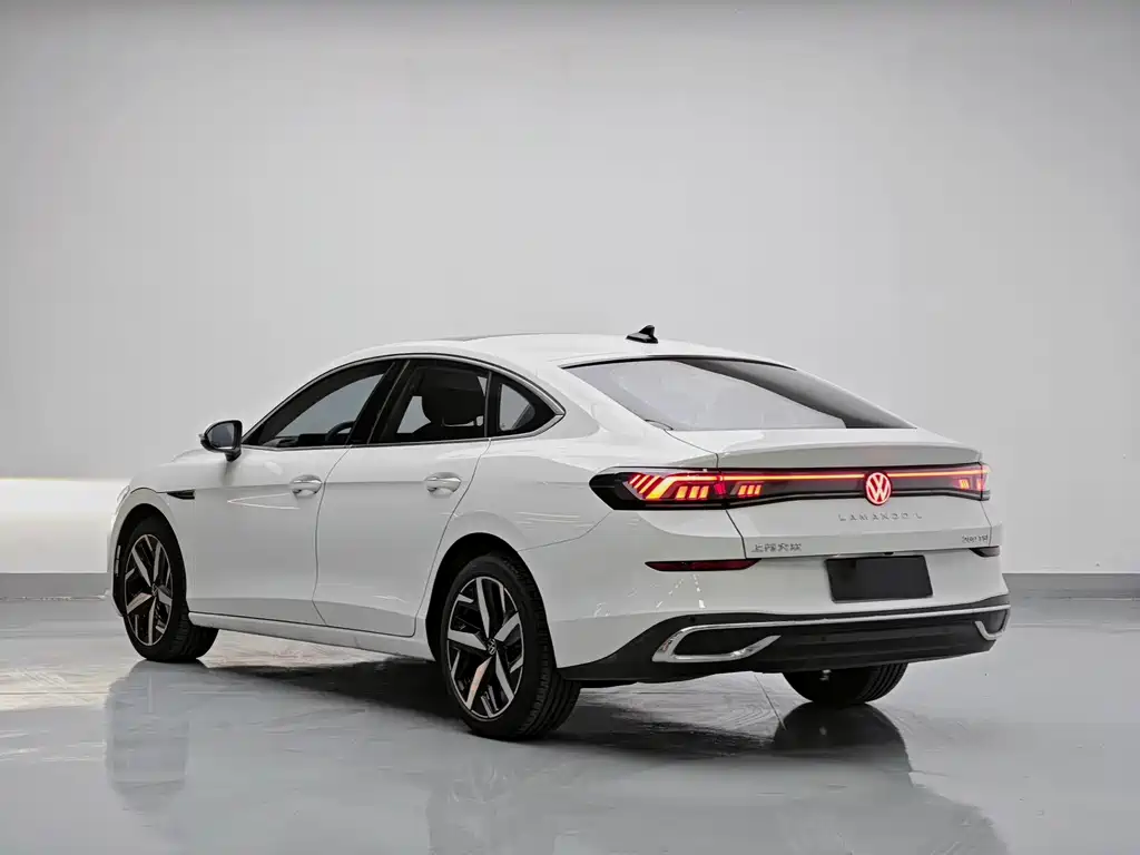 Lamando Lamando L 280 TSI DSG Spicy Cool