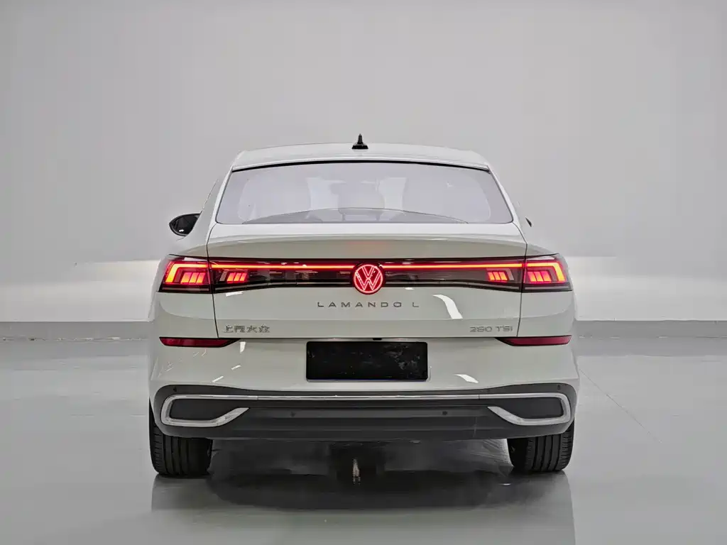 Lamando Lamando L 280 TSI DSG Spicy Cool