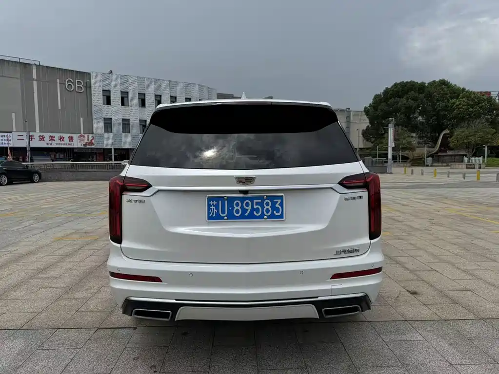 Cadillac XT6 2.0 T 7-seat 4 WD Style