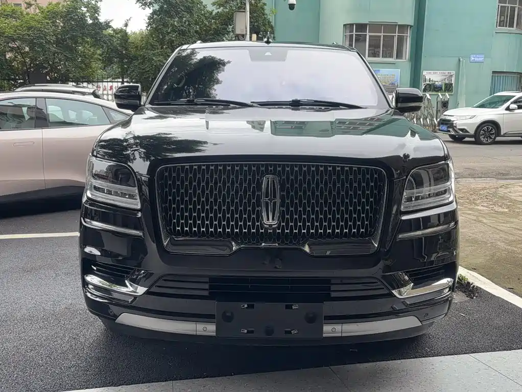 Navigator 3.5 T Honor Shine CN-VI