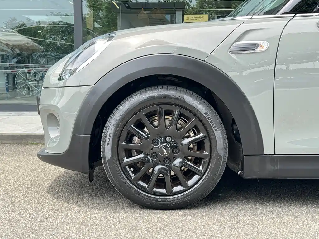 MINI 1.5 T ONE PLUS