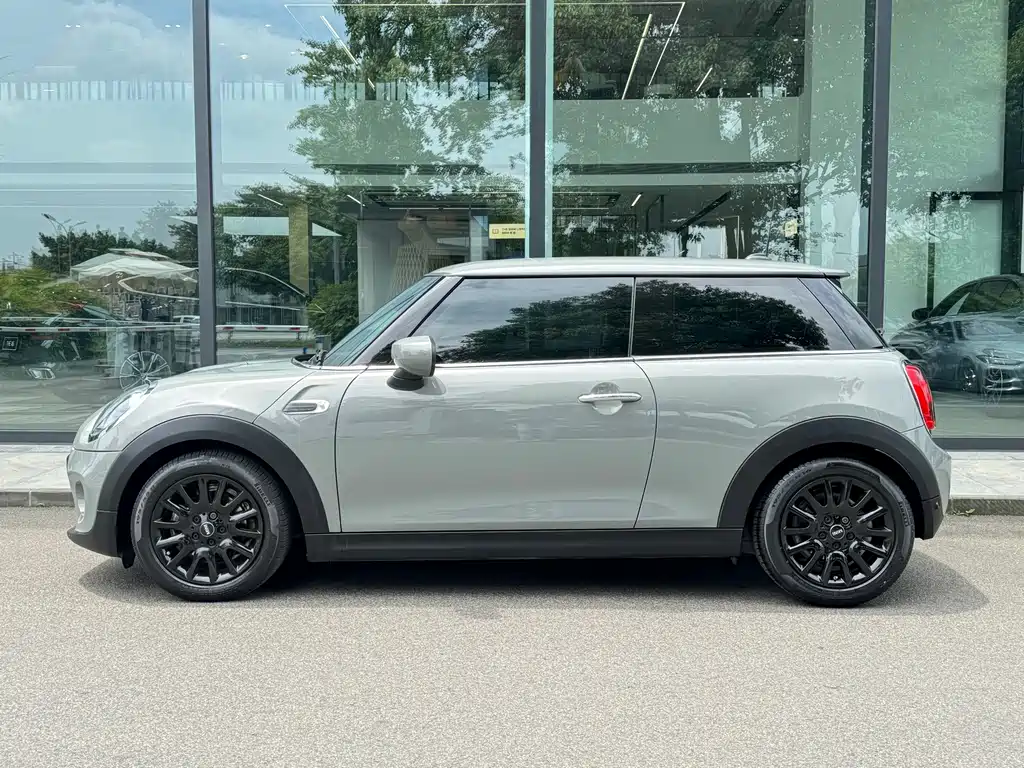 MINI 1.5 T ONE PLUS