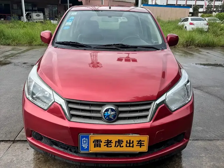 Venucia R50 1.6 L Auto Fashion