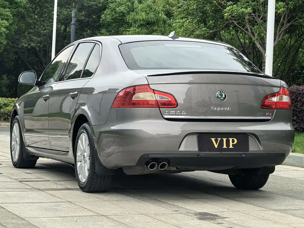 Superb 1.8 TSI Auto Grace