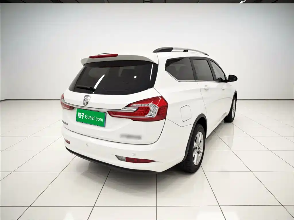 Baojun 310 W 1.5 L Manual Fashion CN-V