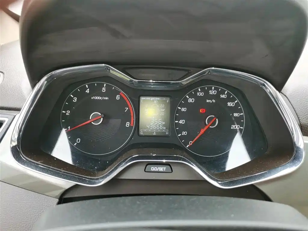 Baojun 310 W 1.5 L Manual Fashion CN-V