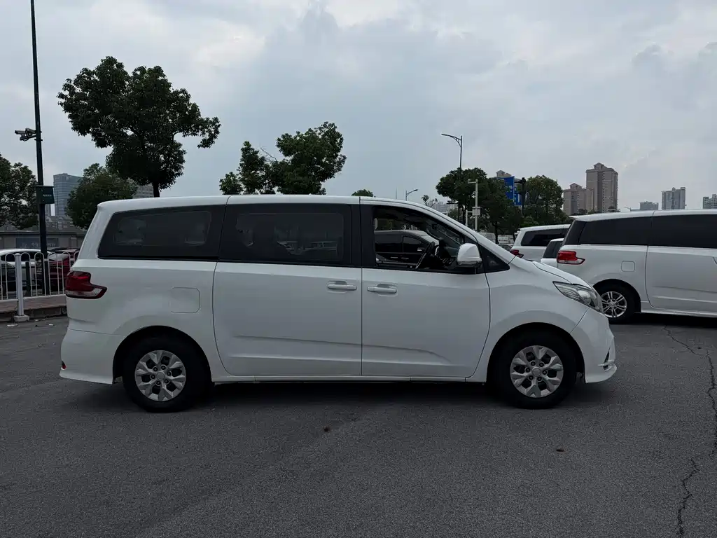 Maxus G10 2.0 T Manual Multi-purpose Diesel 7-seat