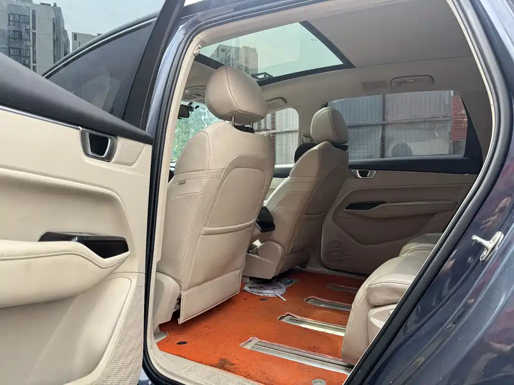 Wuling Victory Facelift 280 T 1.5 T CVT Flagship