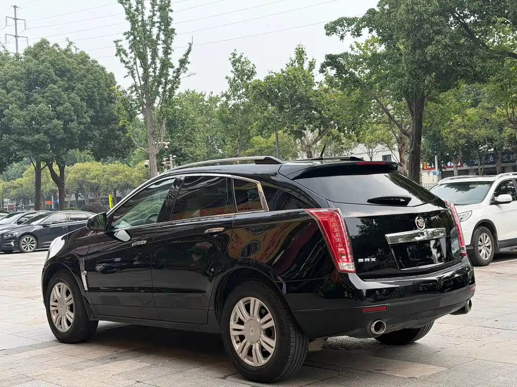 Cadillac SRX 3.0 L Luxury