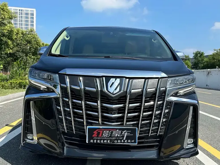 Toyota Alphard 3.5 L Luxury