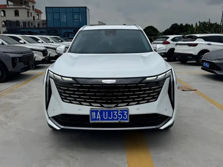 Geely Boyue L 1.5 TD DCT Distinguished