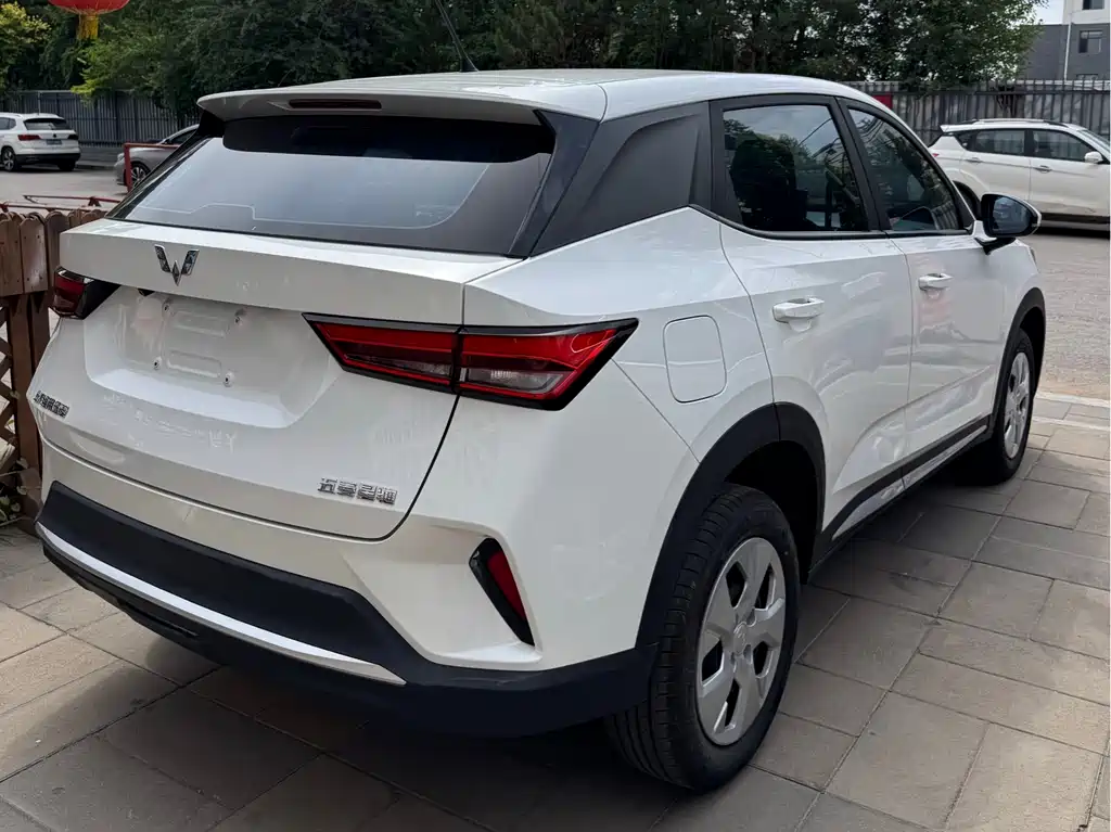 Wuling Xingchi 五菱星驰 2022款 1.5 L 手动自在型