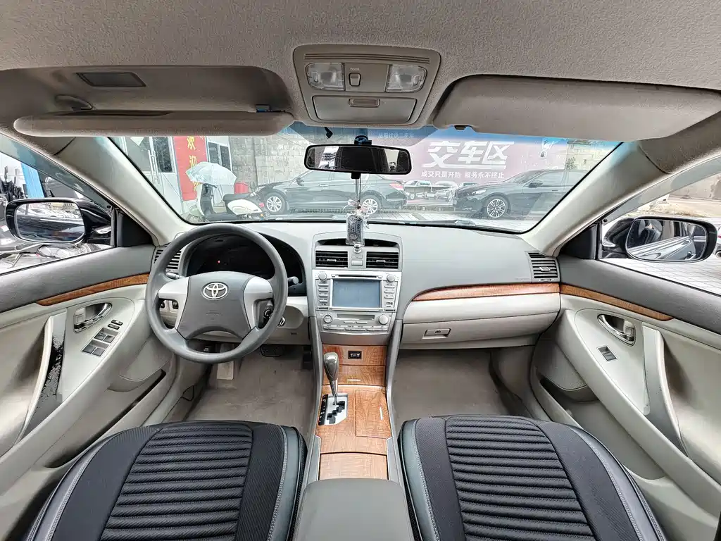 Camry 凯美瑞 2010款 200 E 精英版