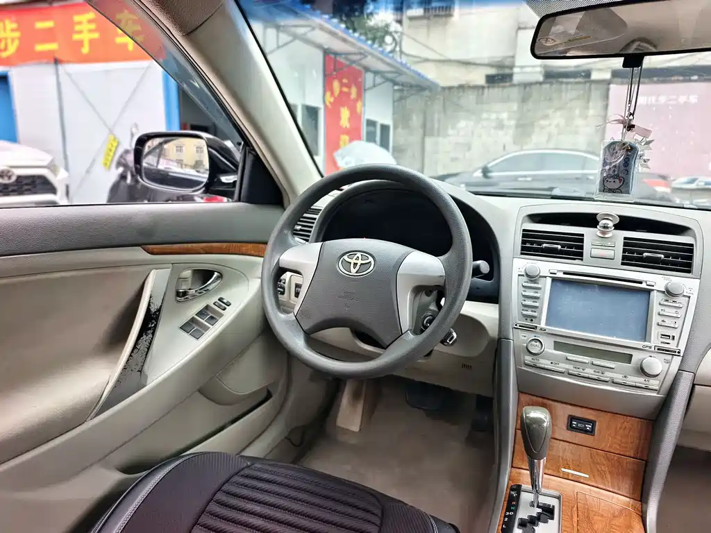 Camry 凯美瑞 2010款 200 E 精英版