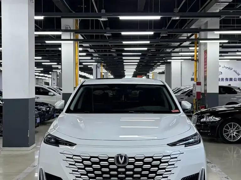 Changan UNI-K 2.0 T AWD Distinguished
