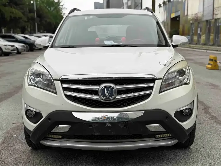 Changan CS35 1.6 L Manual Comfort CN-IV