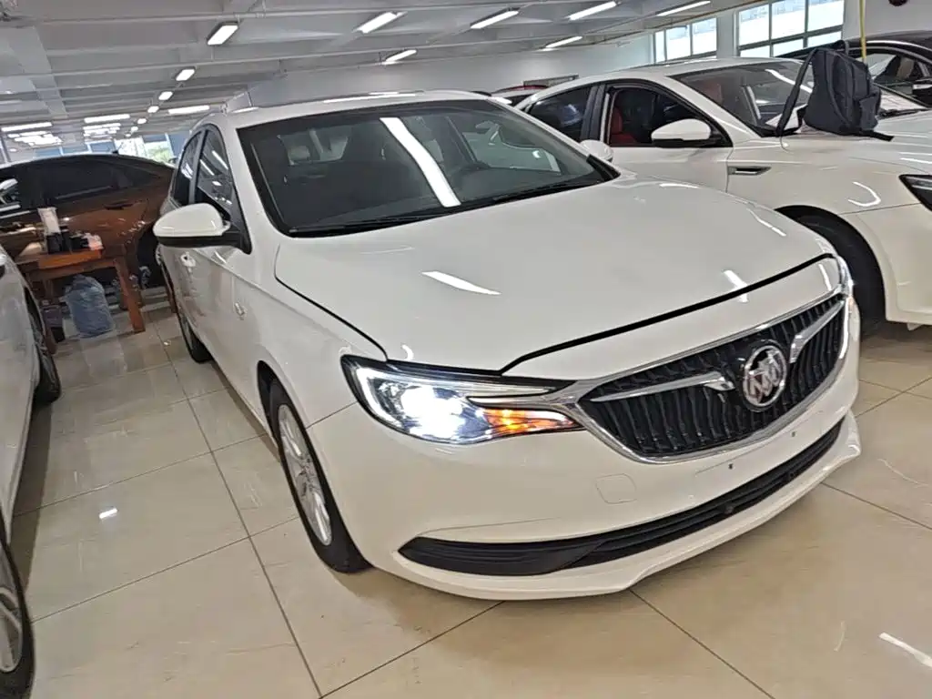 Excelle GT Facelift Exemplary 1.5 L Auto Elite