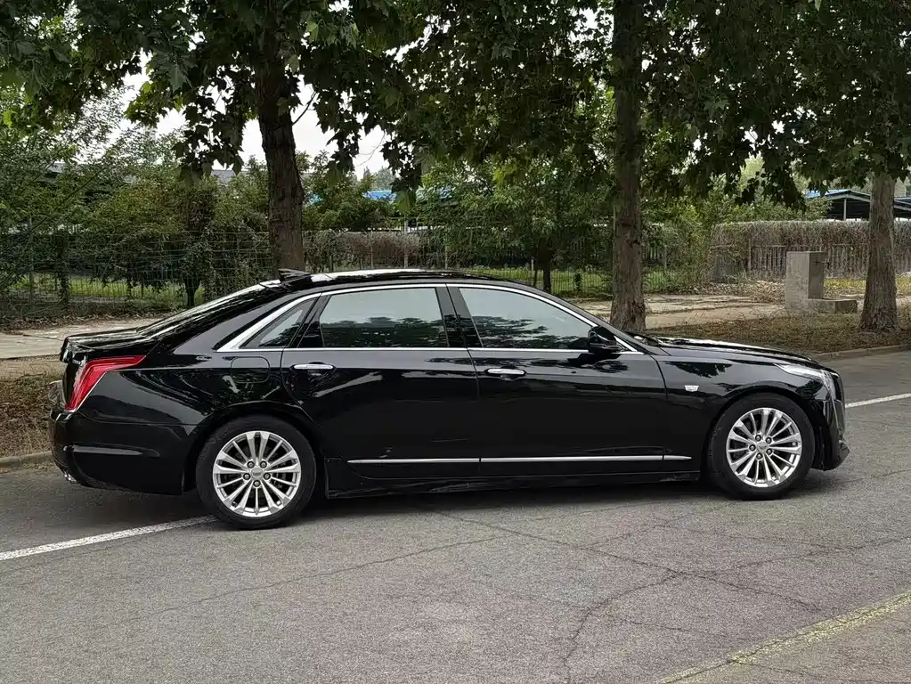 Cadillac CT6 28 T Luxury