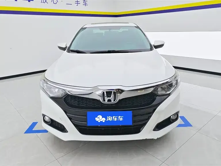 Honda Crider 180 Turbo CVT Luxury CN-V