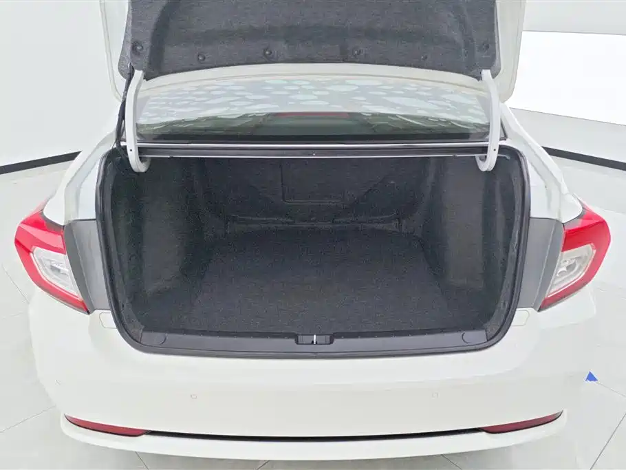 Crider 180 Turbo CVT Luxury CN-V