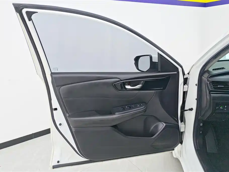 Crider 180 Turbo CVT Luxury CN-V