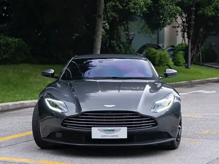 Aston Martin DB11 4.0 T V8 Coupe