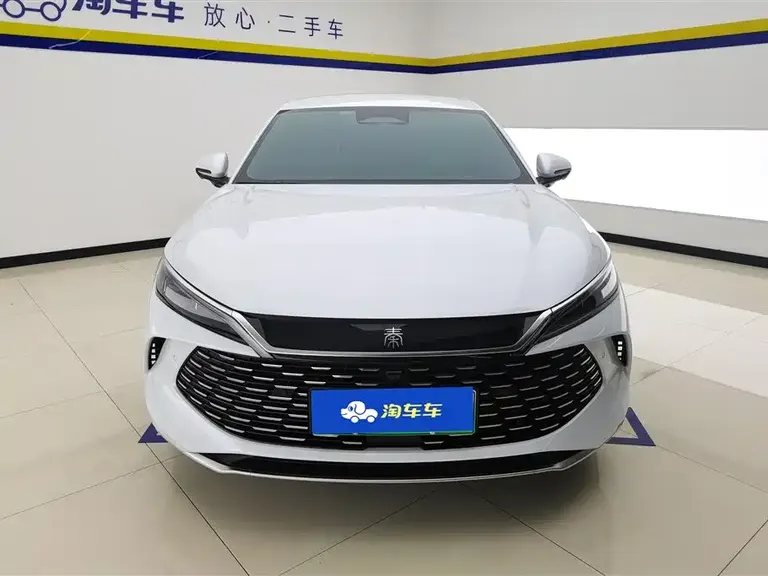 BYD Qin L DM-i Smart Drive 80 KM Leading