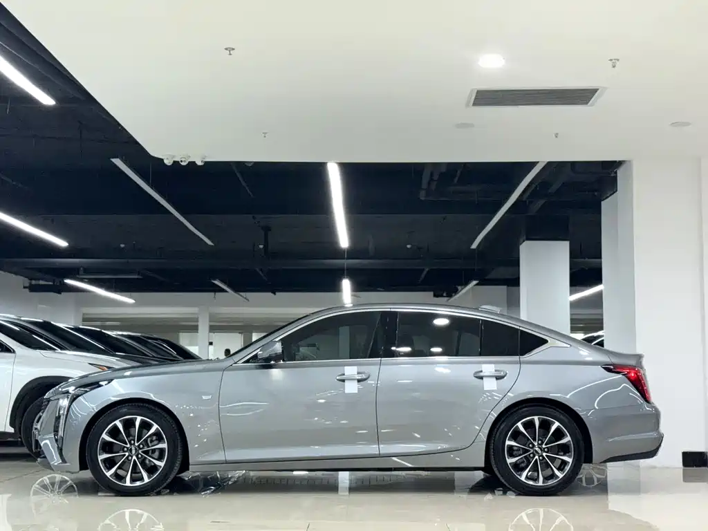 Cadillac CT5 28 T City Sport