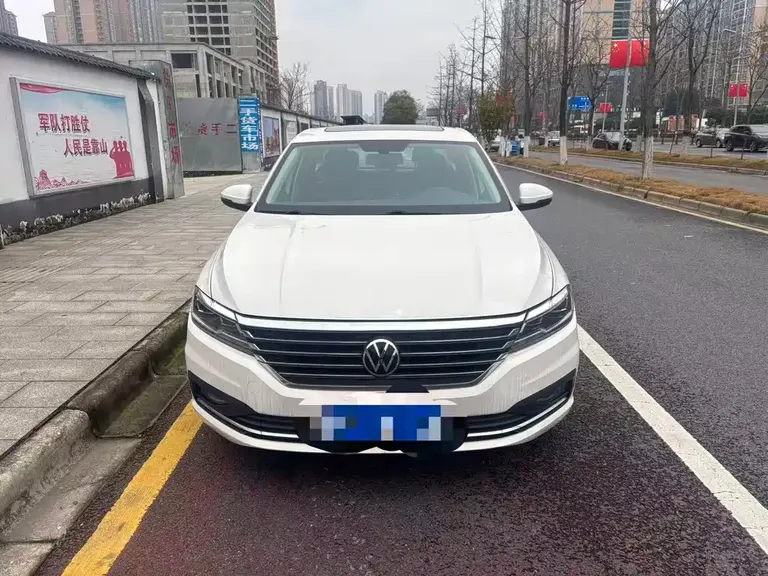 Volkswagen Lavida 1.5 L Auto 5 Million