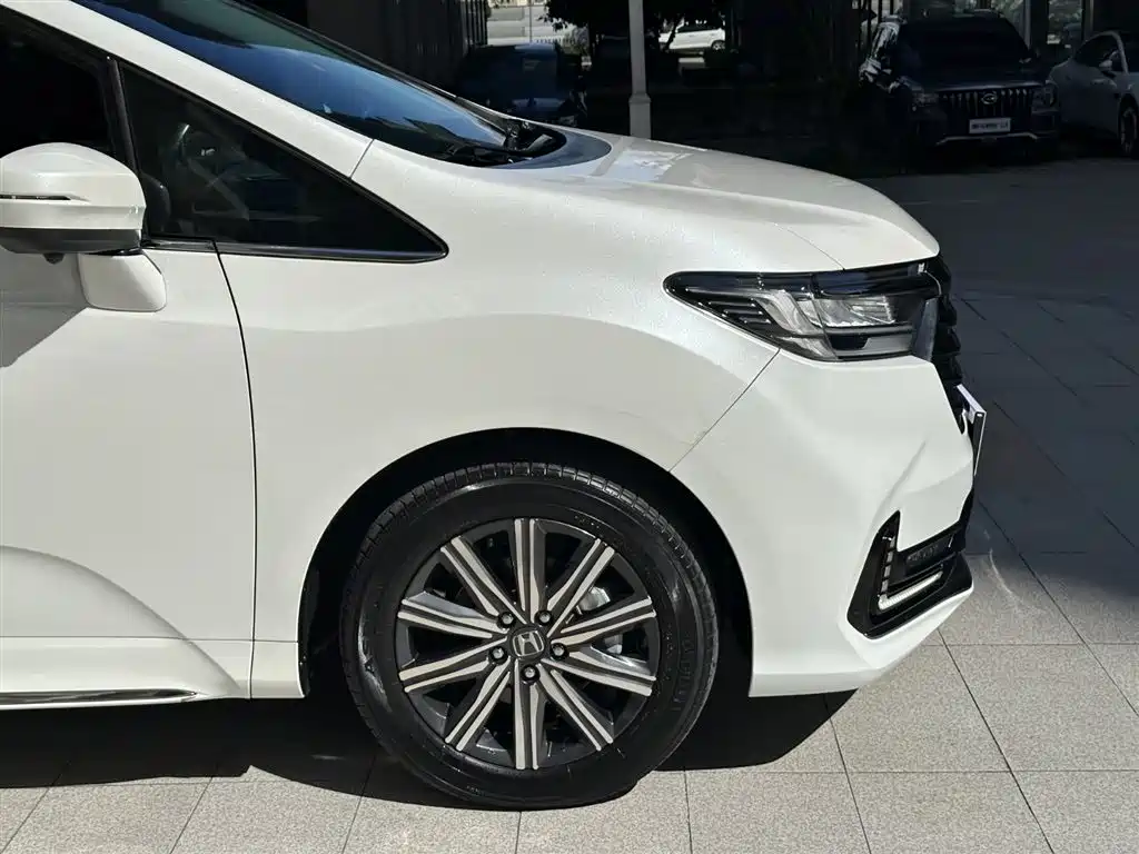 Odyssey 2.0 L e:HEV Sharp· Joy