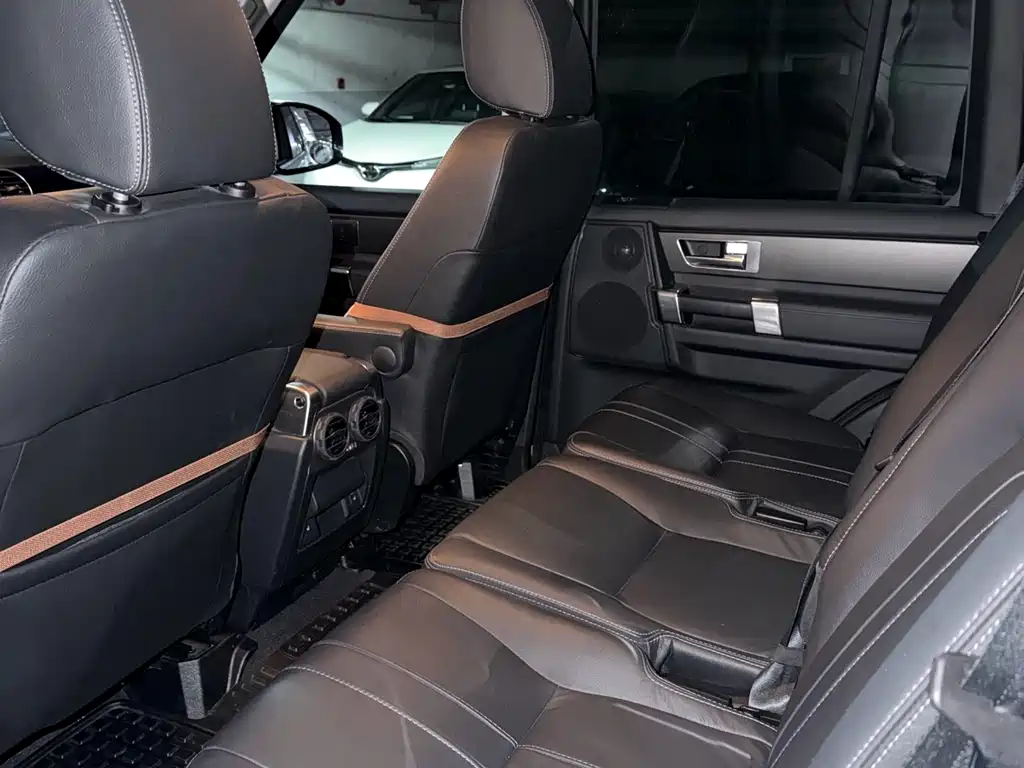 Discovery 3.0 SDV6 HSE Diesel