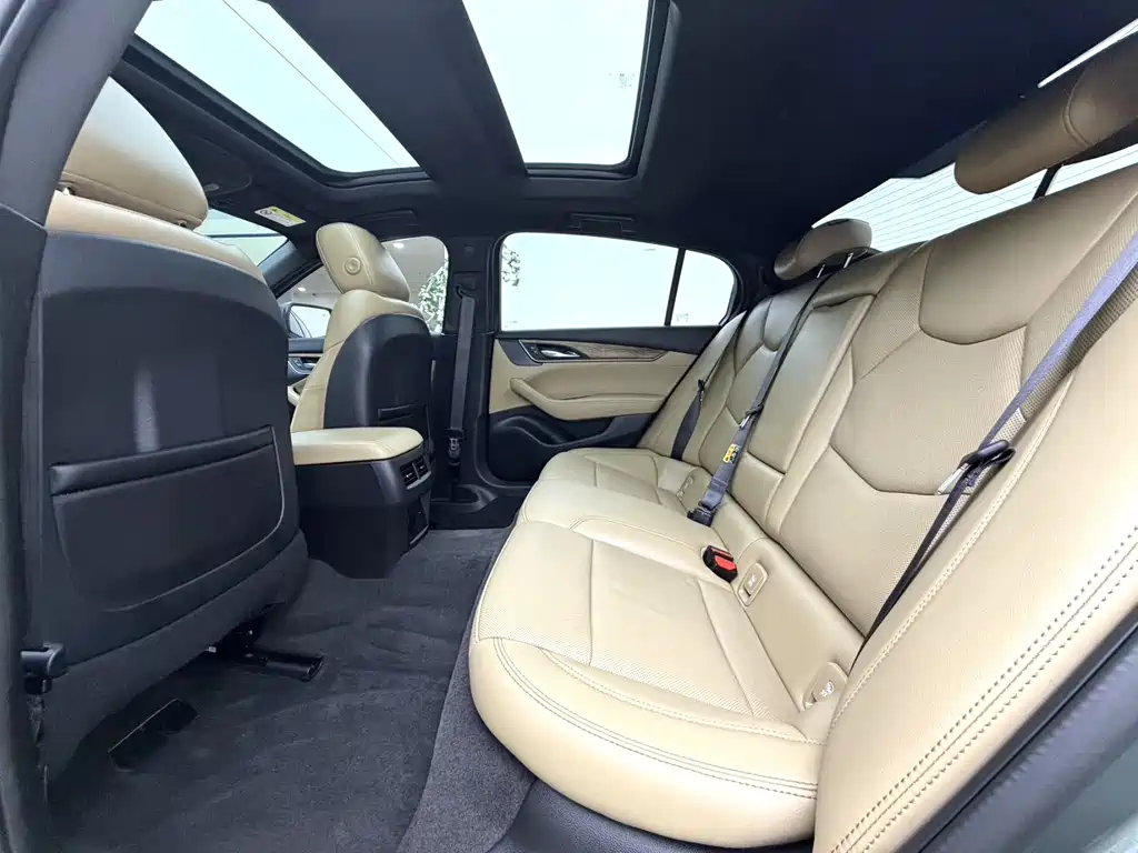 Cadillac CT5 28 T Distinguished