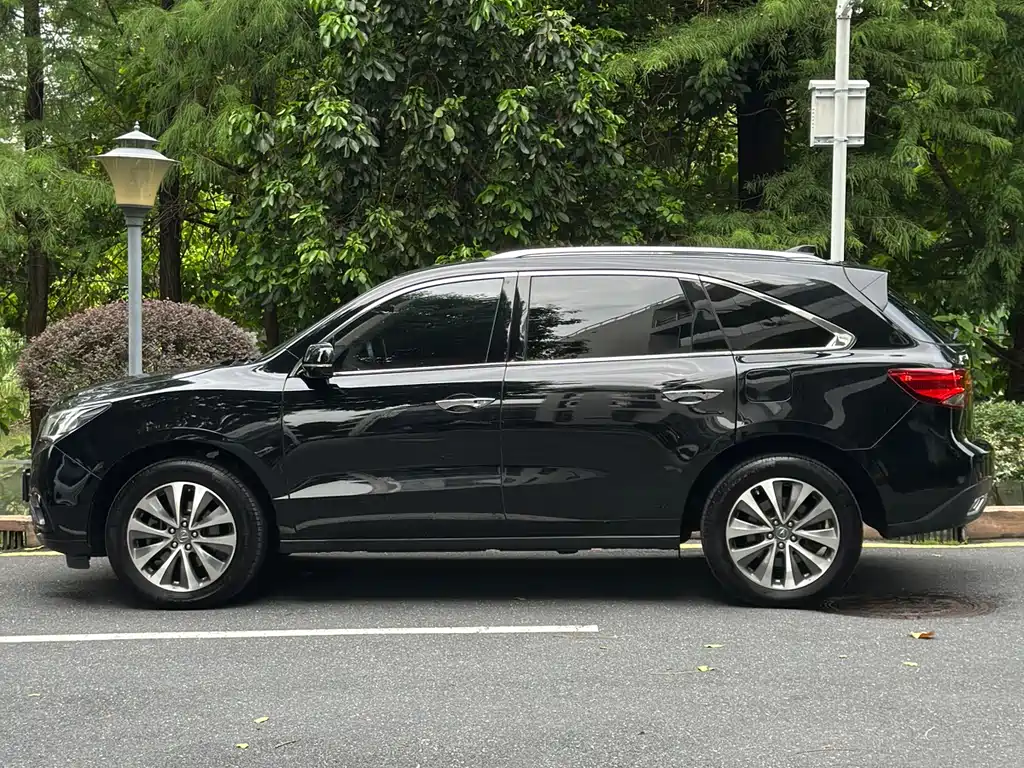 Acura MDX 3.5 L Elite