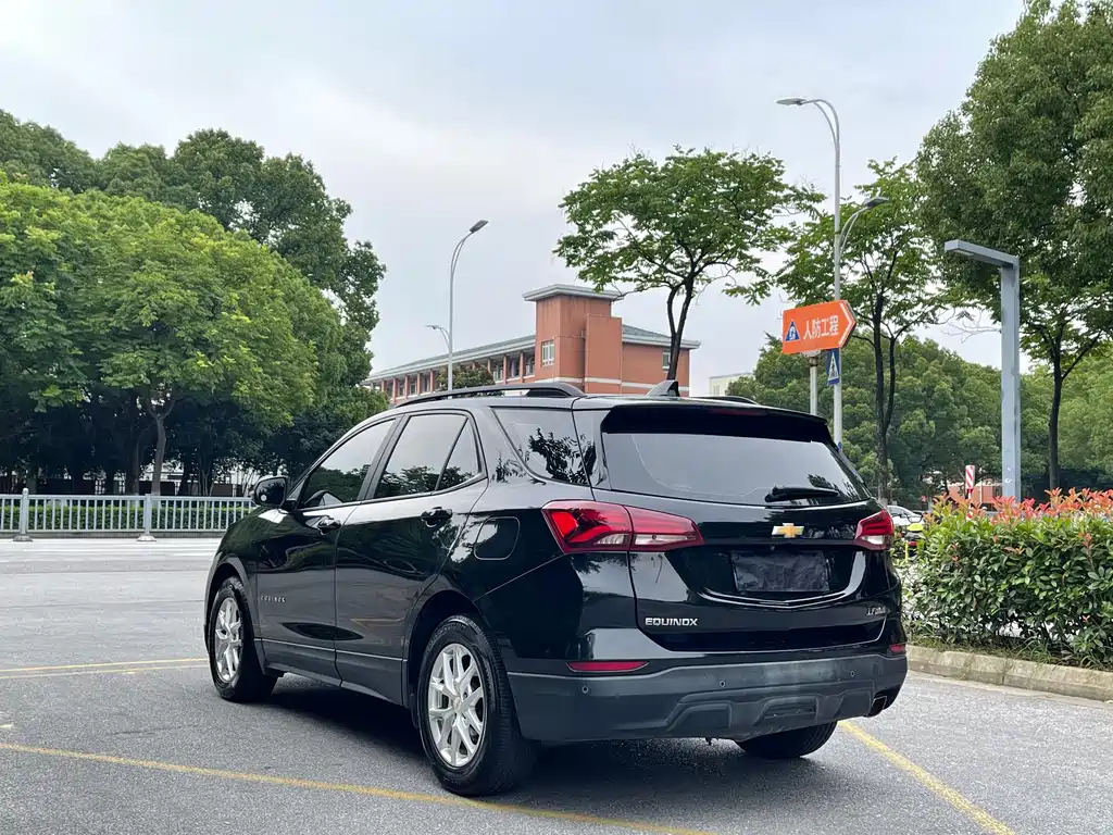Equinox 探界者 2022款 535 T 领界版