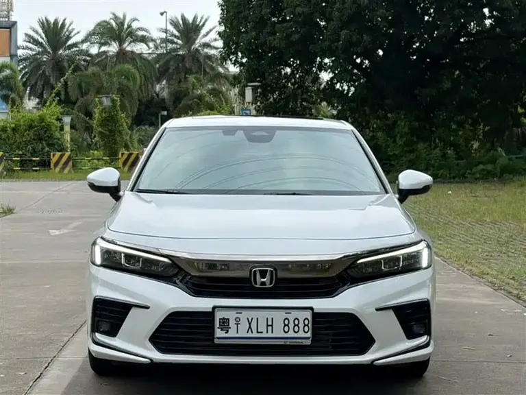 Honda Civic 240 TURBO CVT Power Motion ·C VIP Guest Special Edition