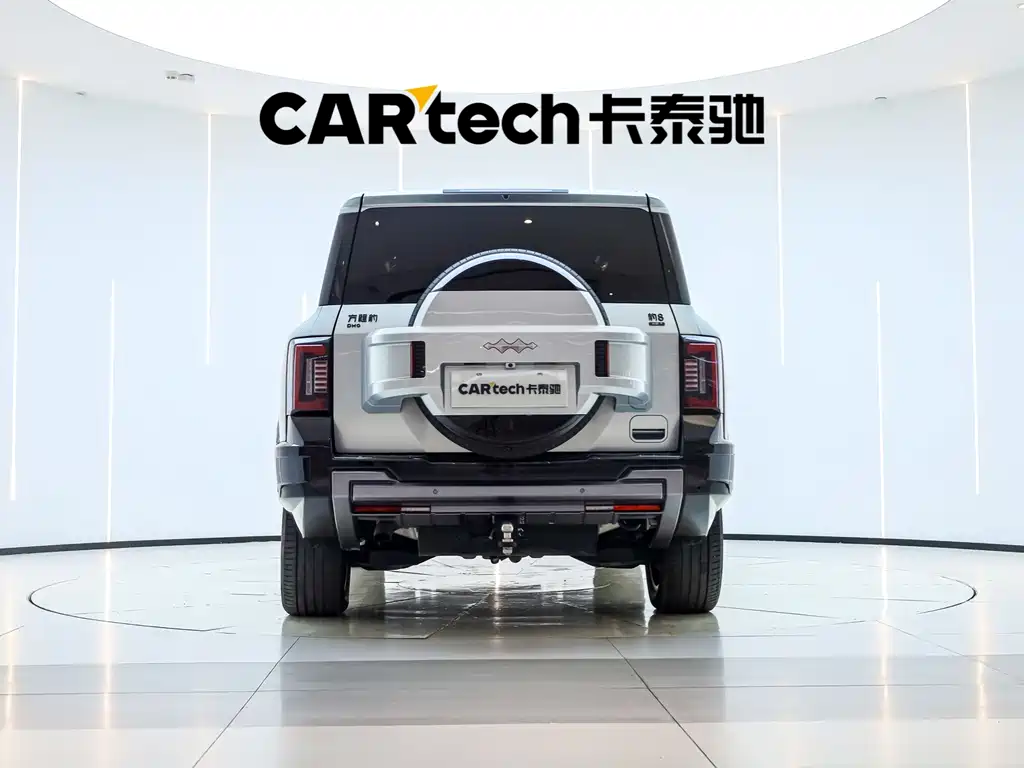 Leopard 8 Brave Flagship 6-seat
