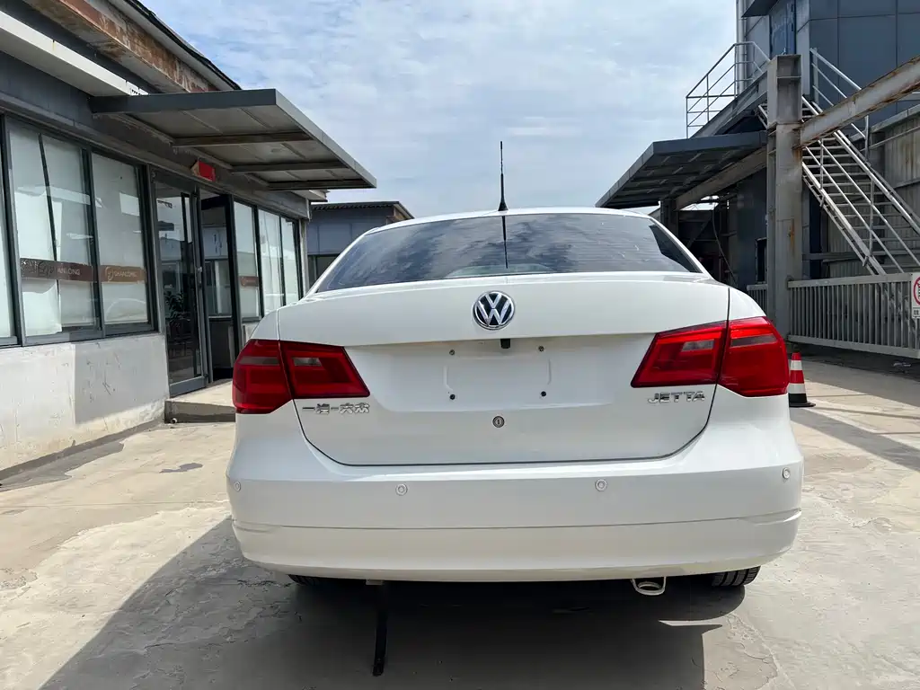 Jetta 1.6 L Auto Comfort