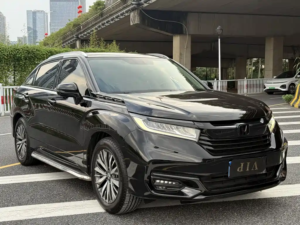 Avancier 370 TURBO 2 WD Luxury