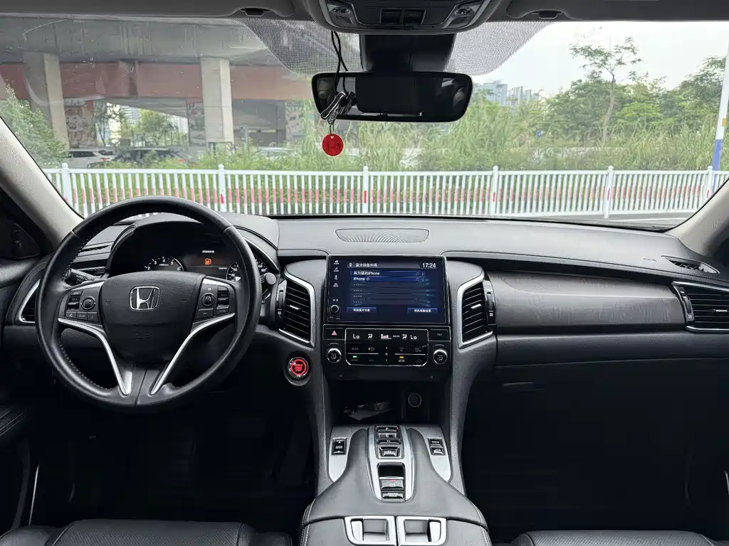 Avancier 370 TURBO 2 WD Luxury