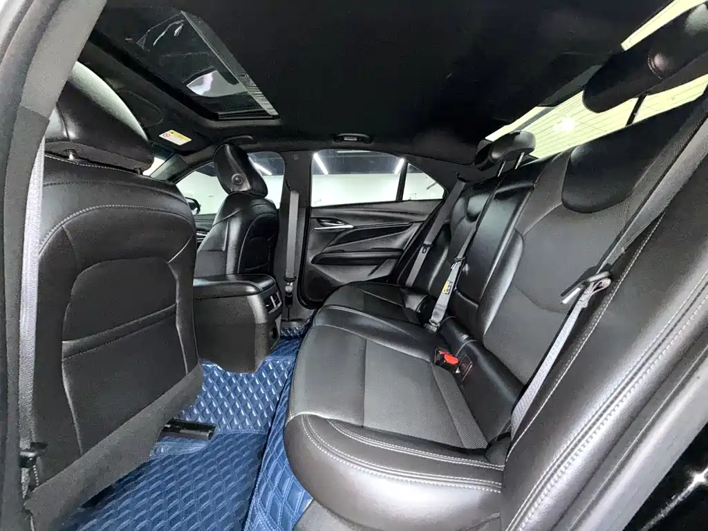 Cadillac CT4 28 T Luxury