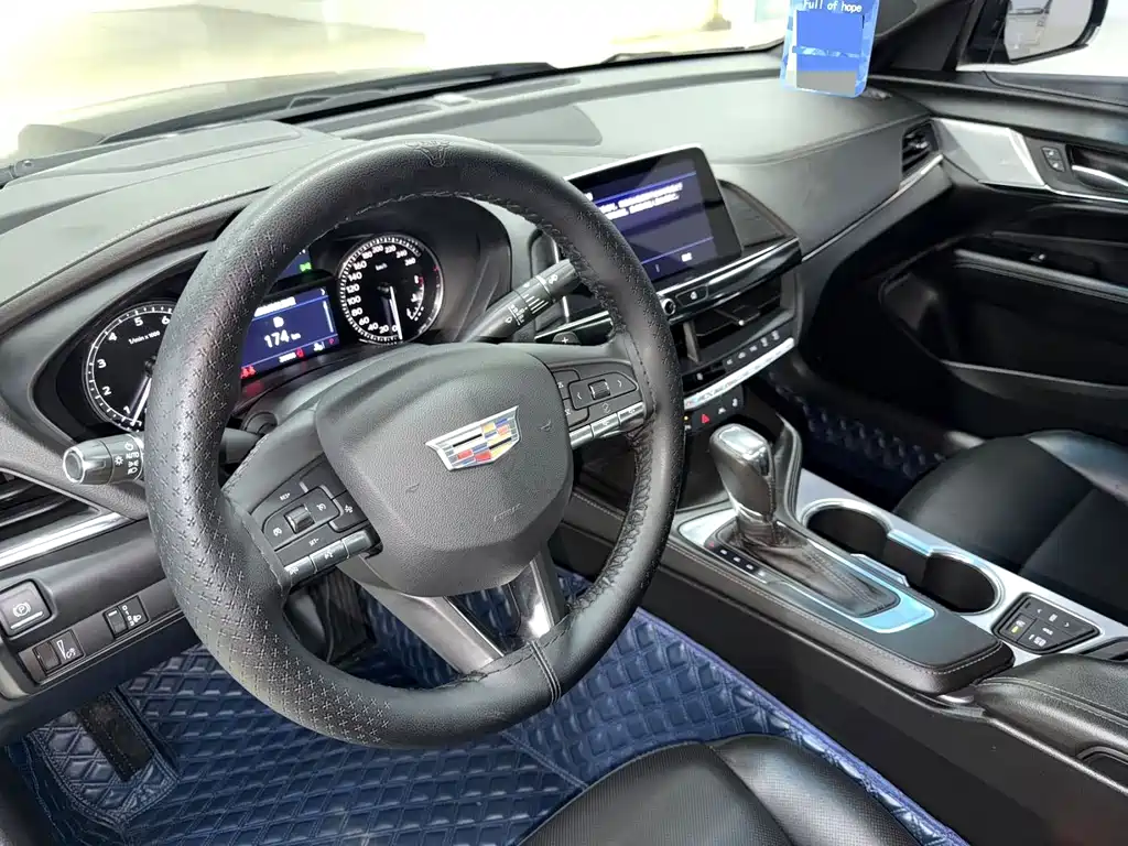 Cadillac CT4 28 T Luxury