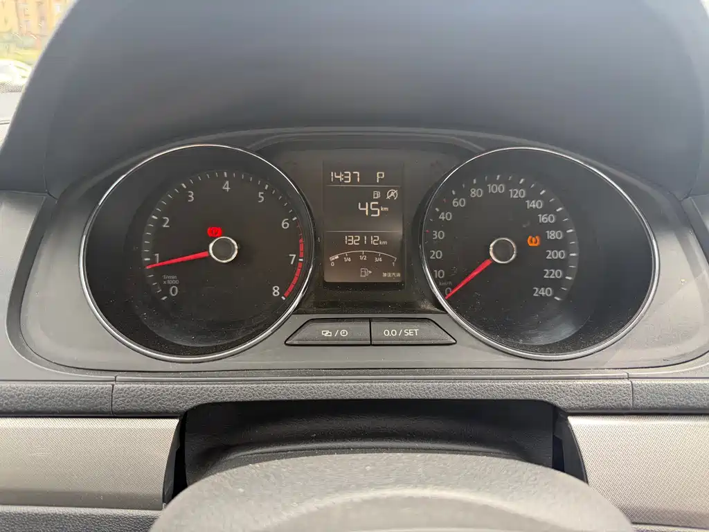 Lavida 230 TSI DSG Comfort